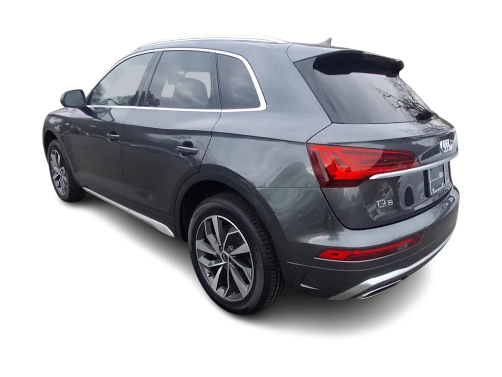 Thumbnail: 2022 Audi Q5 - 4