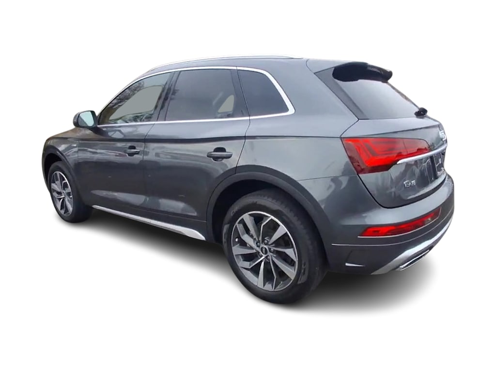 Thumbnail: 2022 Audi Q5 - 4