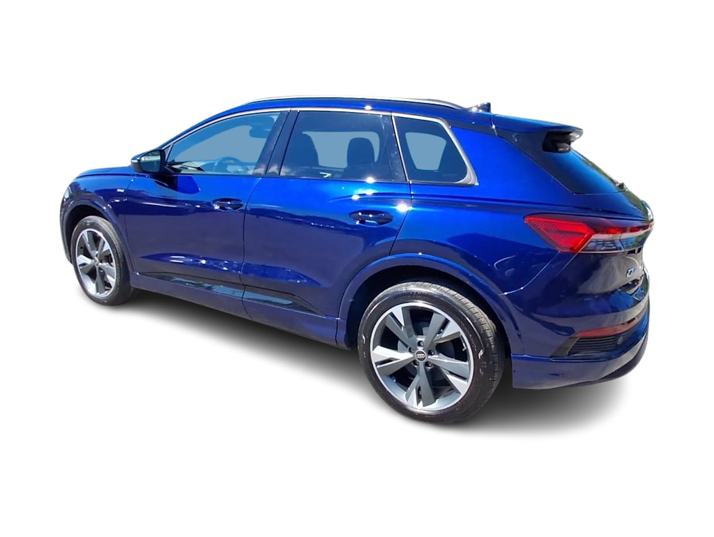 Thumbnail: 2023 Audi Q4 e-tron - 4