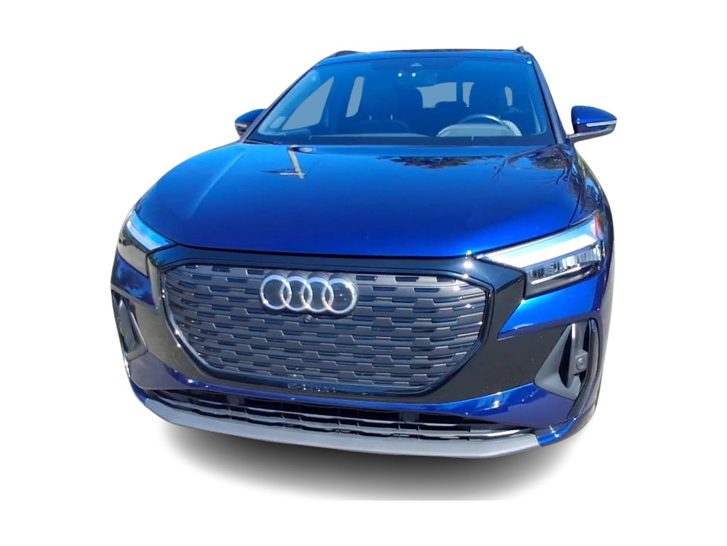 Thumbnail: 2023 Audi Q4 e-tron - 6