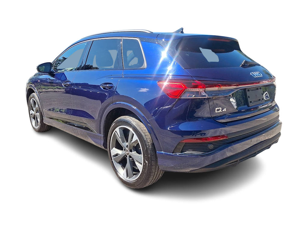 Thumbnail: 2023 Audi Q4 e-tron - 30