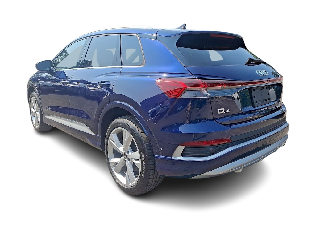 Thumbnail: 2023 Audi Q4 e-tron - 30