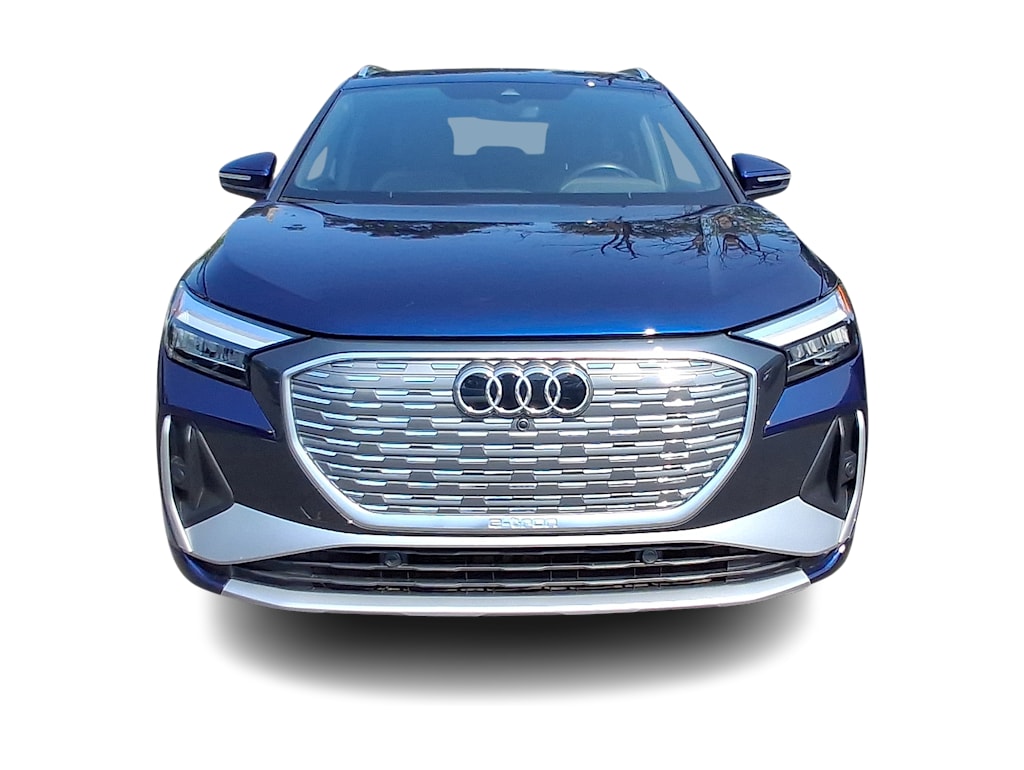 Thumbnail: 2023 Audi Q4 e-tron - 6
