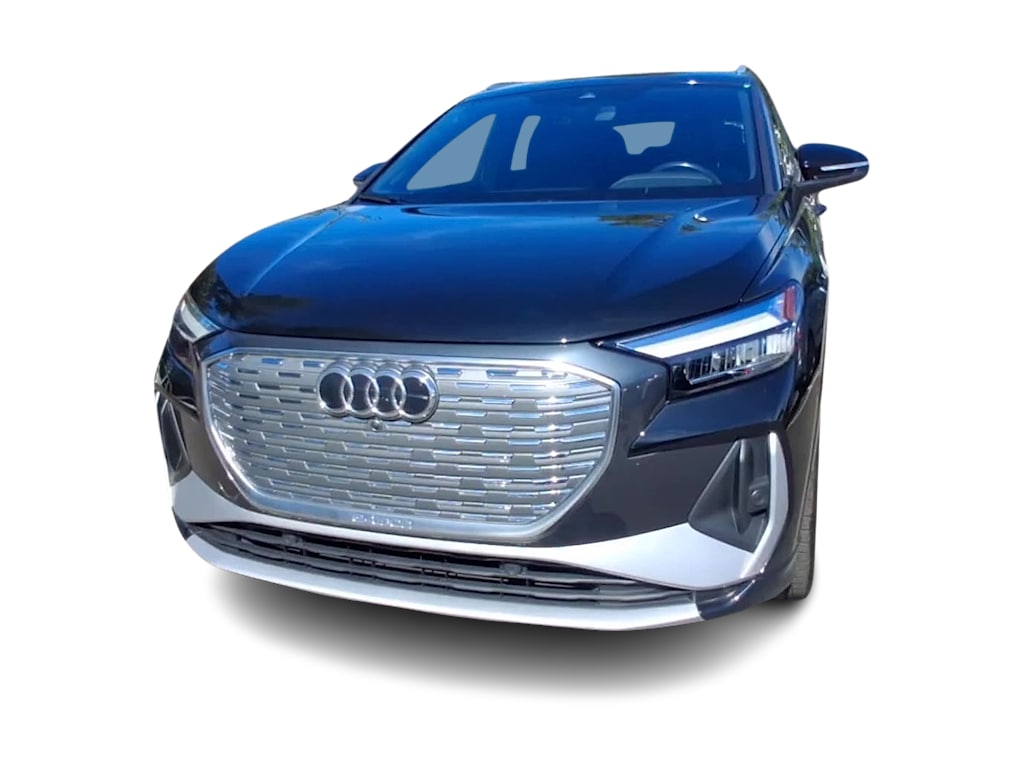 Thumbnail: 2023 Audi Q4 e-tron - 6