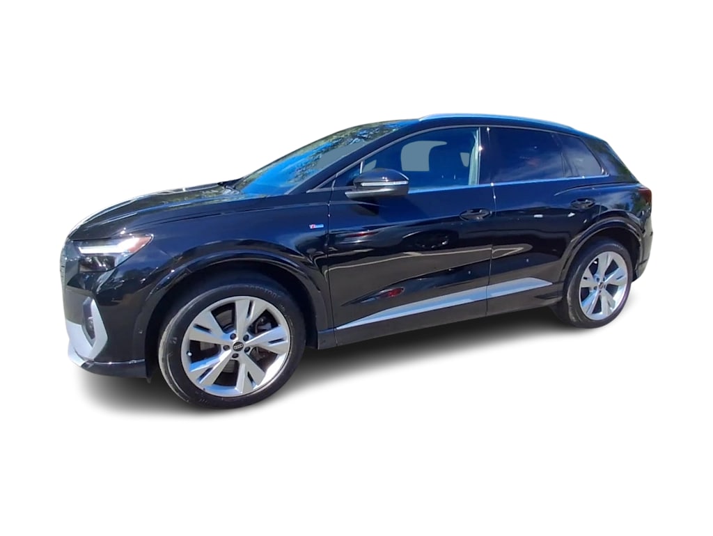 Thumbnail: 2023 Audi Q4 e-tron - 3