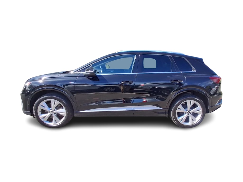 Thumbnail: 2023 Audi Q4 e-tron - 18