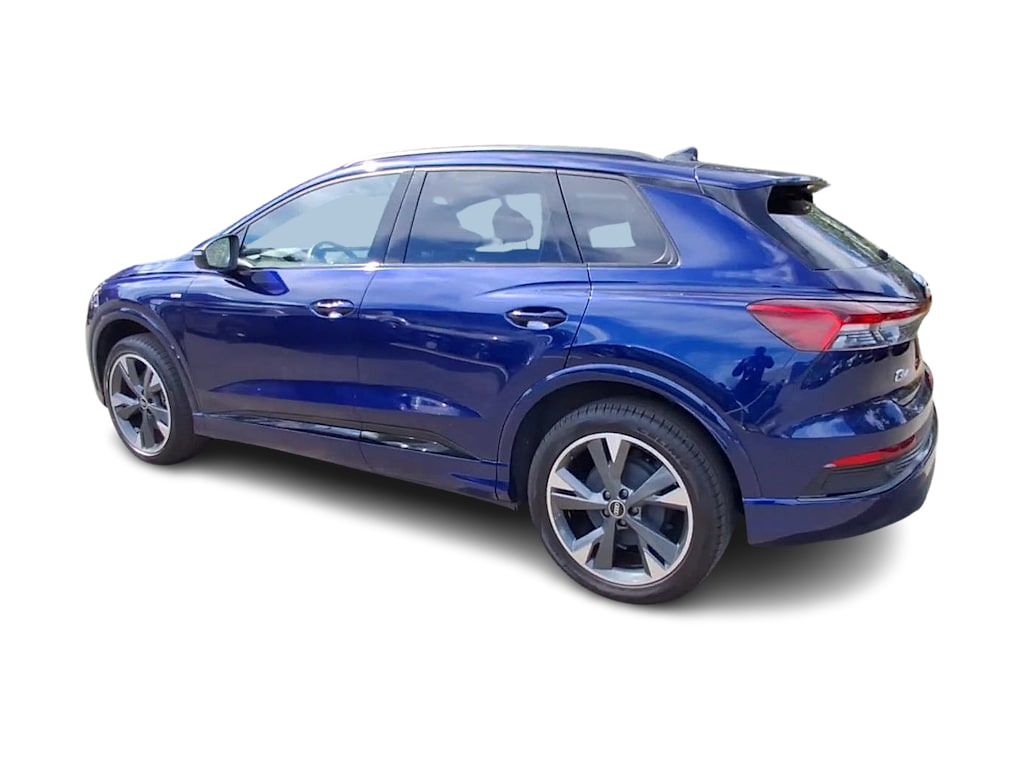 Thumbnail: 2023 Audi Q4 e-tron - 4