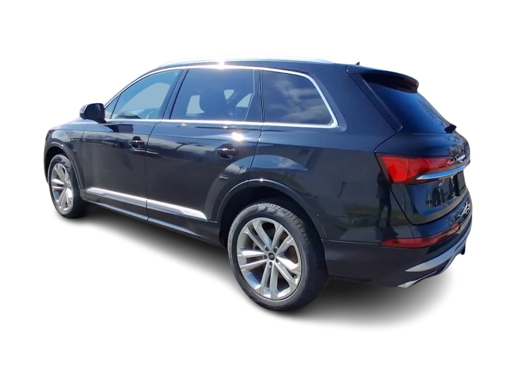 Thumbnail: 2026 Audi Q7 - 4