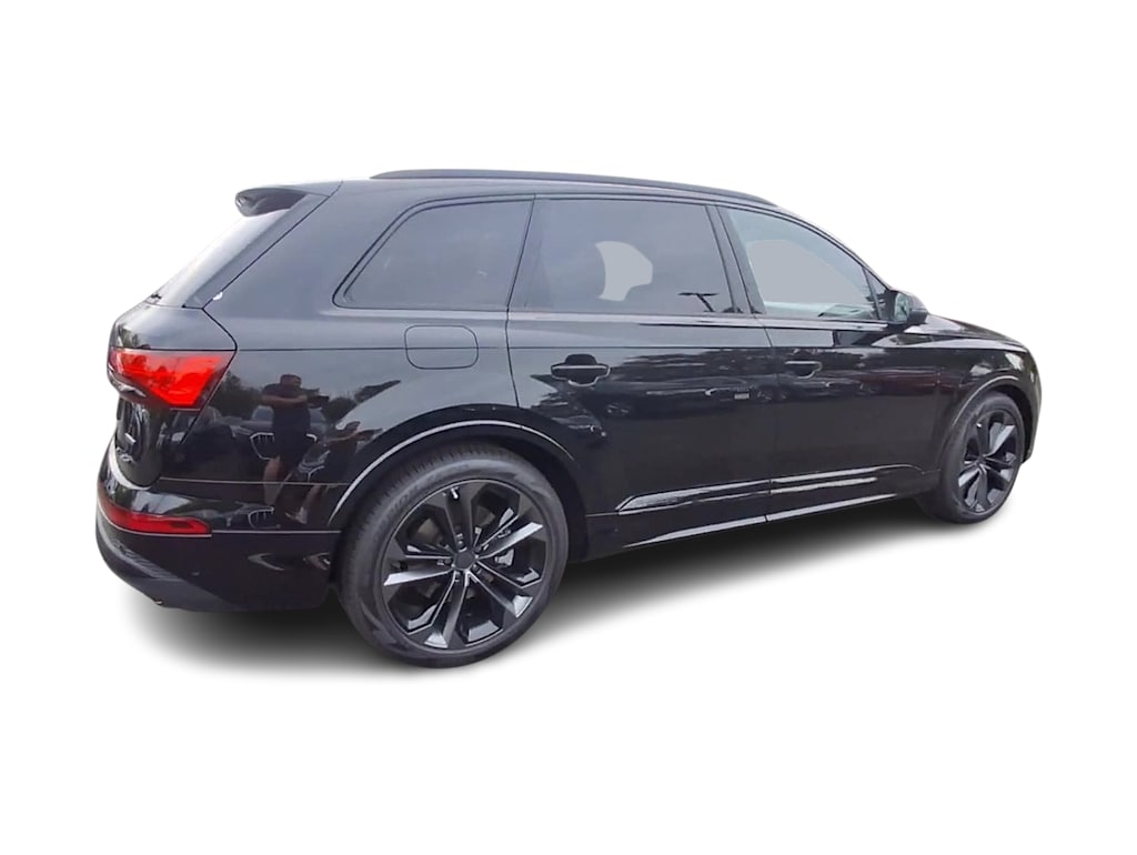 Thumbnail: 2026 Audi Q7 - 15