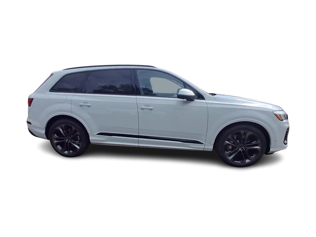 Thumbnail: 2026 Audi Q7 - 14