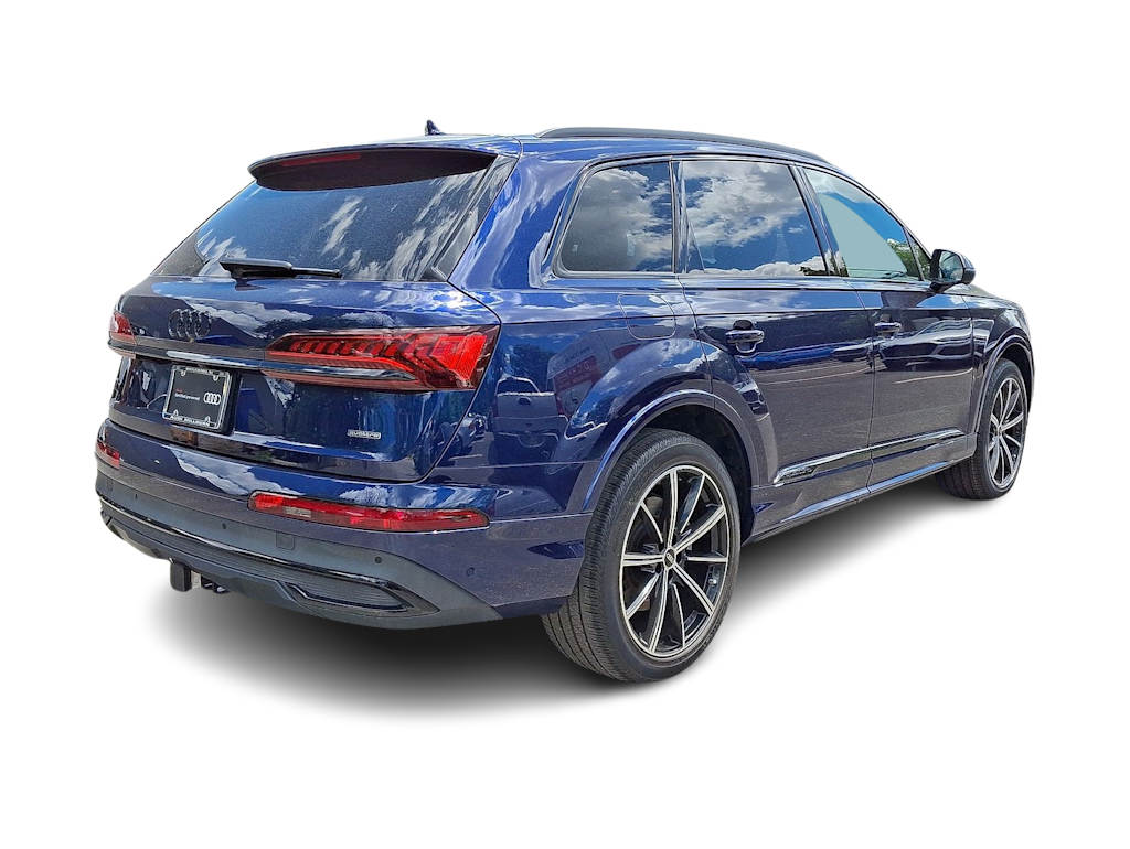 Thumbnail: 2023 Audi Q7 - 32
