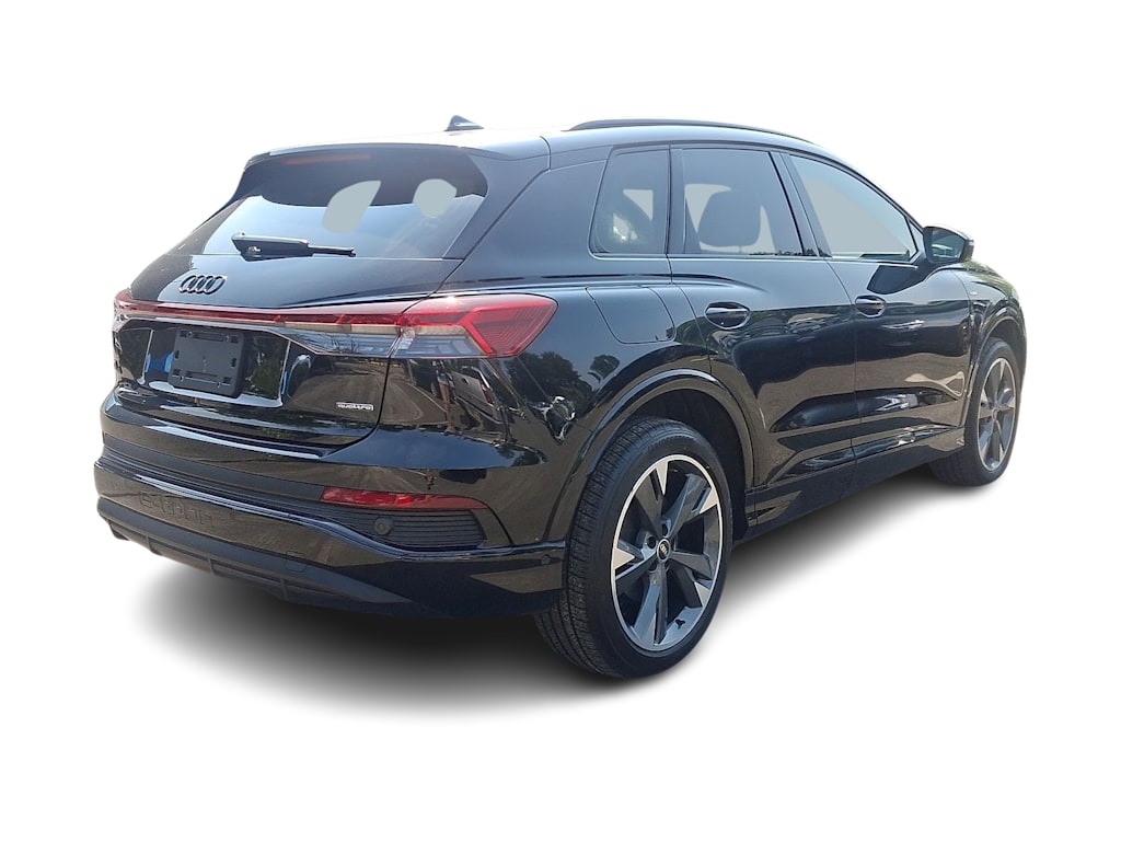 Thumbnail: 2023 Audi Q4 e-tron - 32
