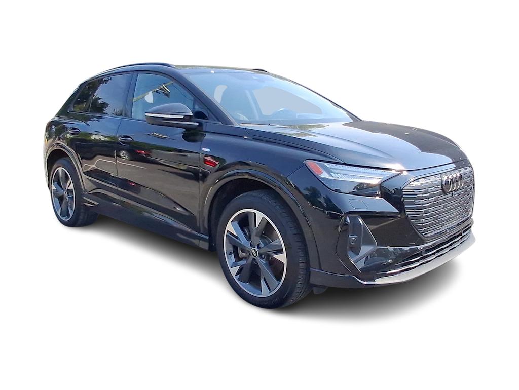 Thumbnail: 2023 Audi Q4 e-tron - 17