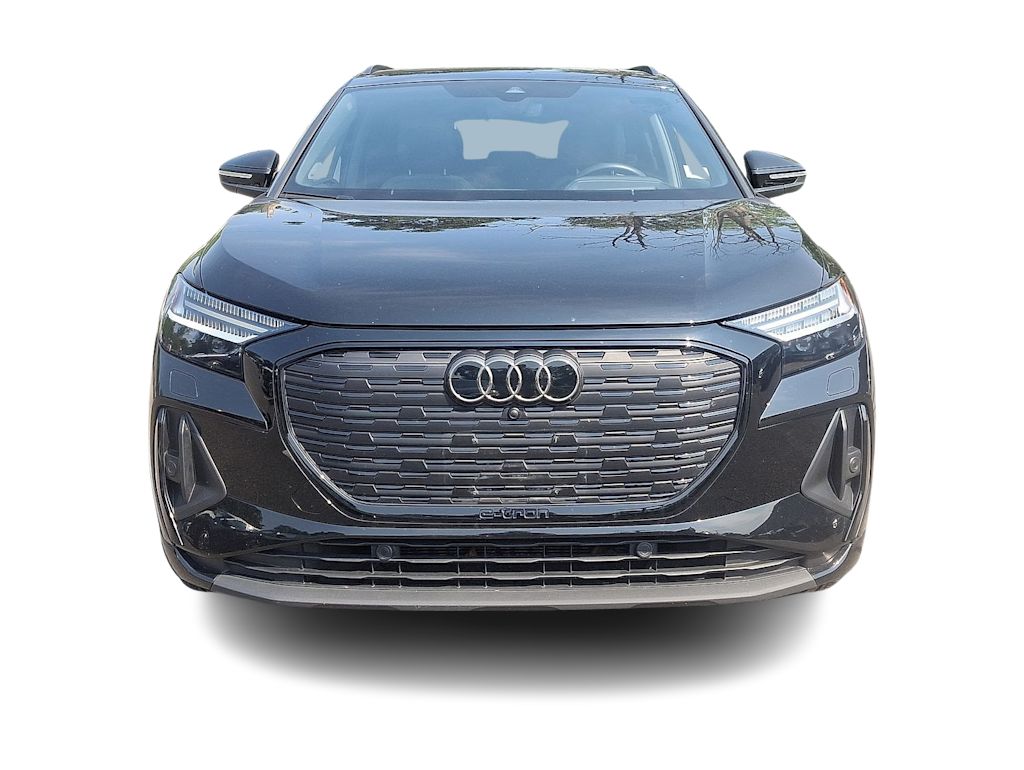 Thumbnail: 2023 Audi Q4 e-tron - 35