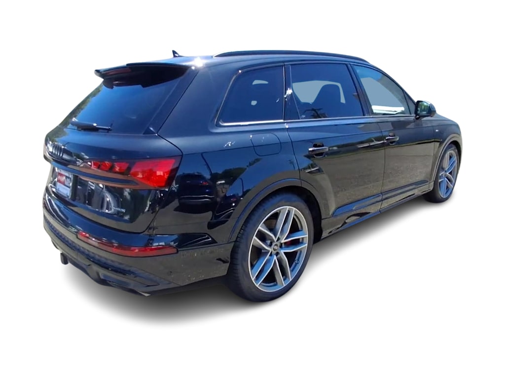 Thumbnail: 2026 Audi Q7 - 16