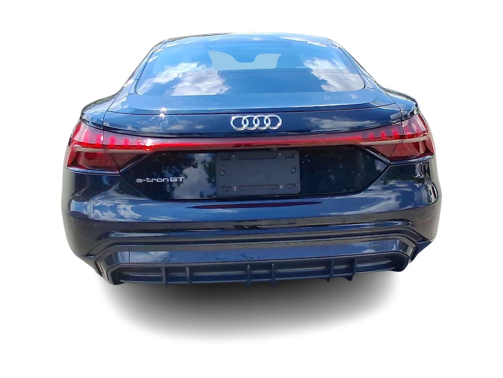 Thumbnail: 2022 Audi e-tron GT - 30