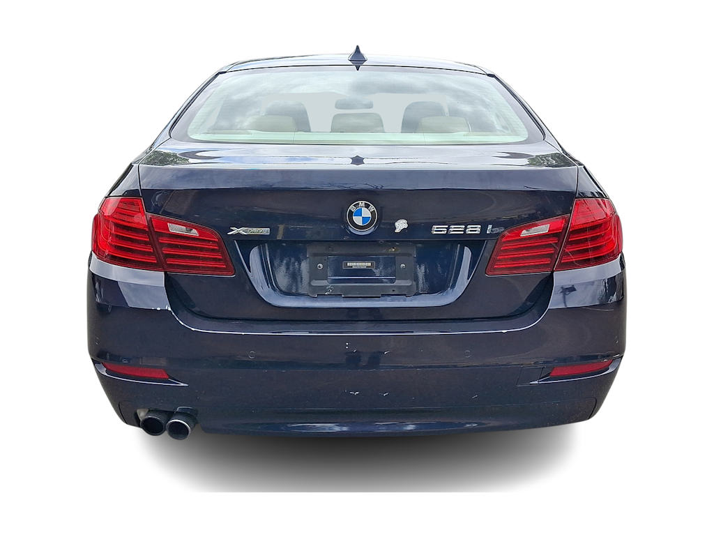 Thumbnail: 2015 BMW 5 Series - 5