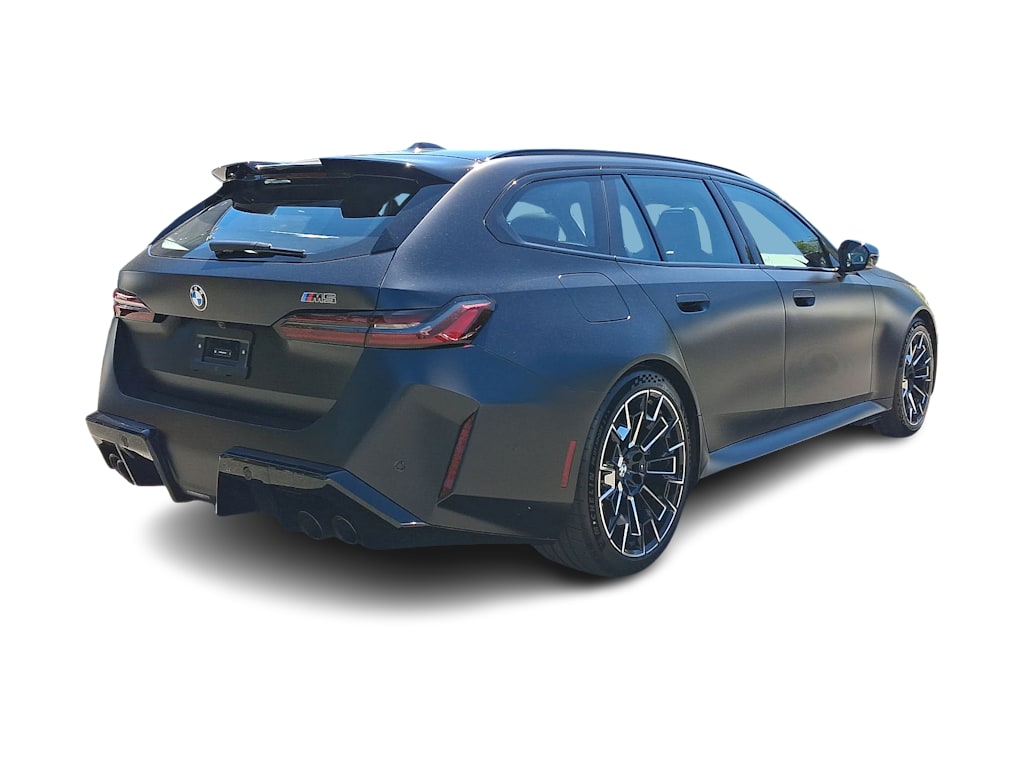 Thumbnail: 2026 BMW M5 - 32