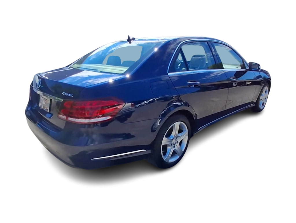 Thumbnail: 2015 Mercedes-Benz E-Class - 19