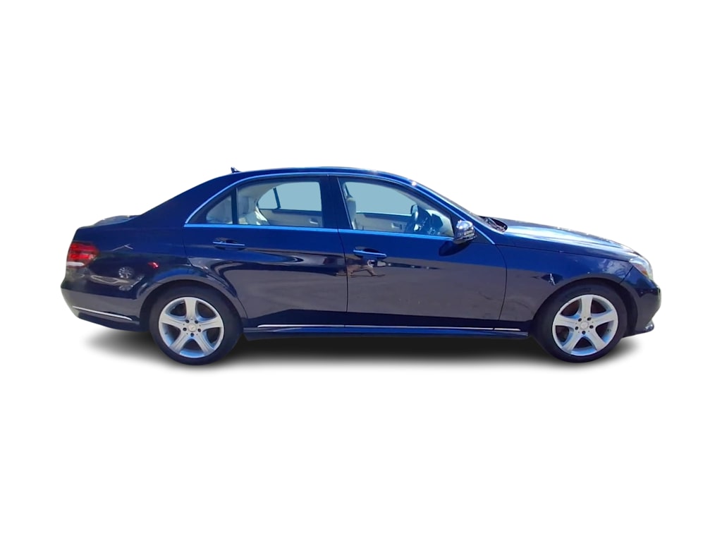 Thumbnail: 2015 Mercedes-Benz E-Class - 20