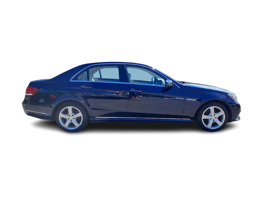 Thumbnail: 2015 Mercedes-Benz E-Class - 33