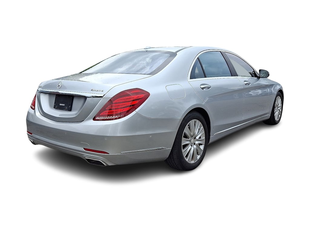 Thumbnail: 2015 Mercedes-Benz S-Class - 32