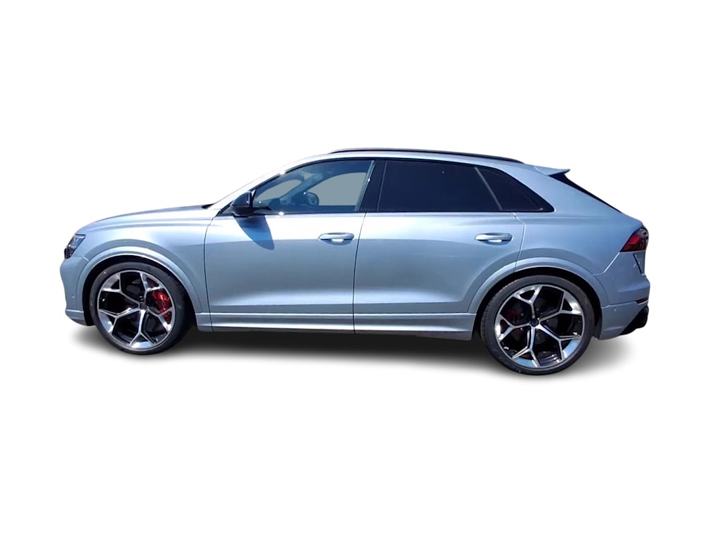 Thumbnail: 2026 Audi RS Q8 - 3