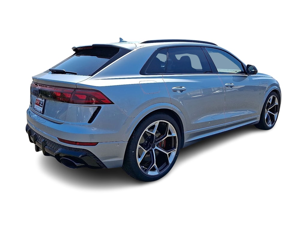 Thumbnail: 2026 Audi RS Q8 - 17