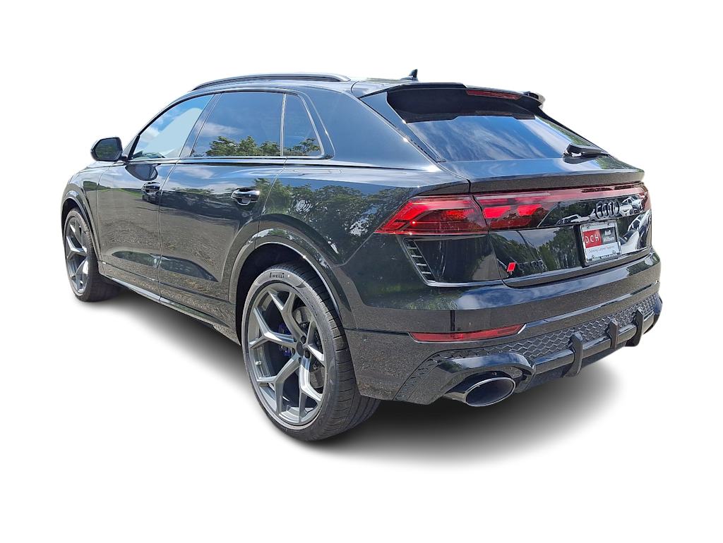 Thumbnail: 2026 Audi RS Q8 - 22