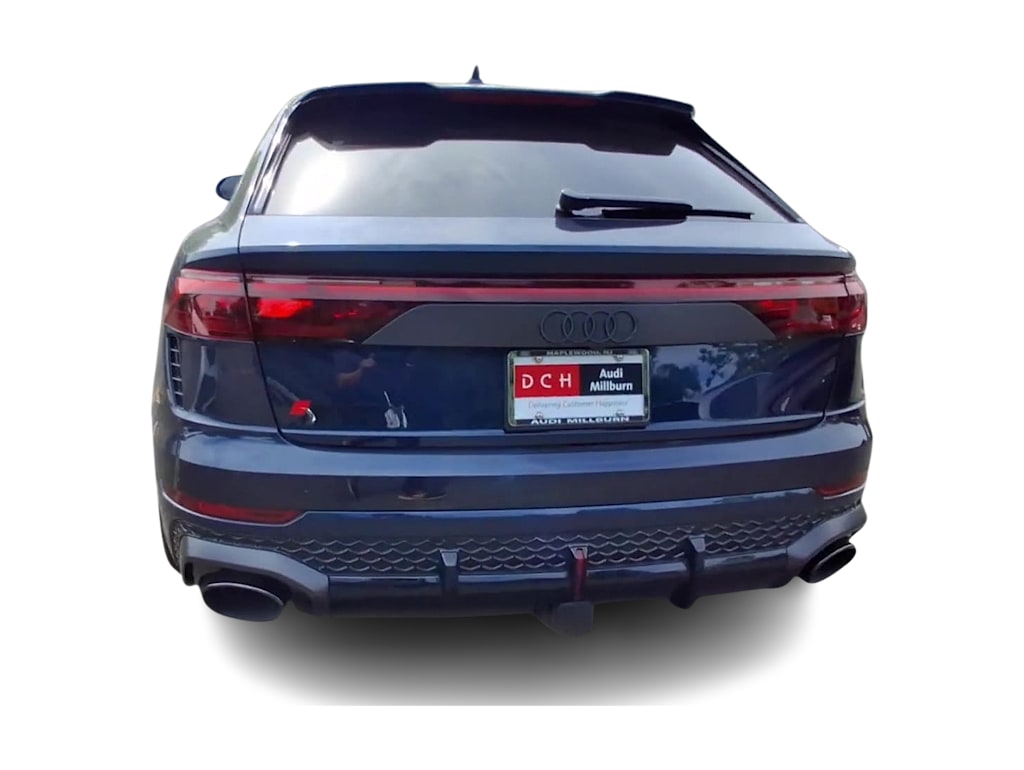 Thumbnail: 2026 Audi RS Q8 - 5