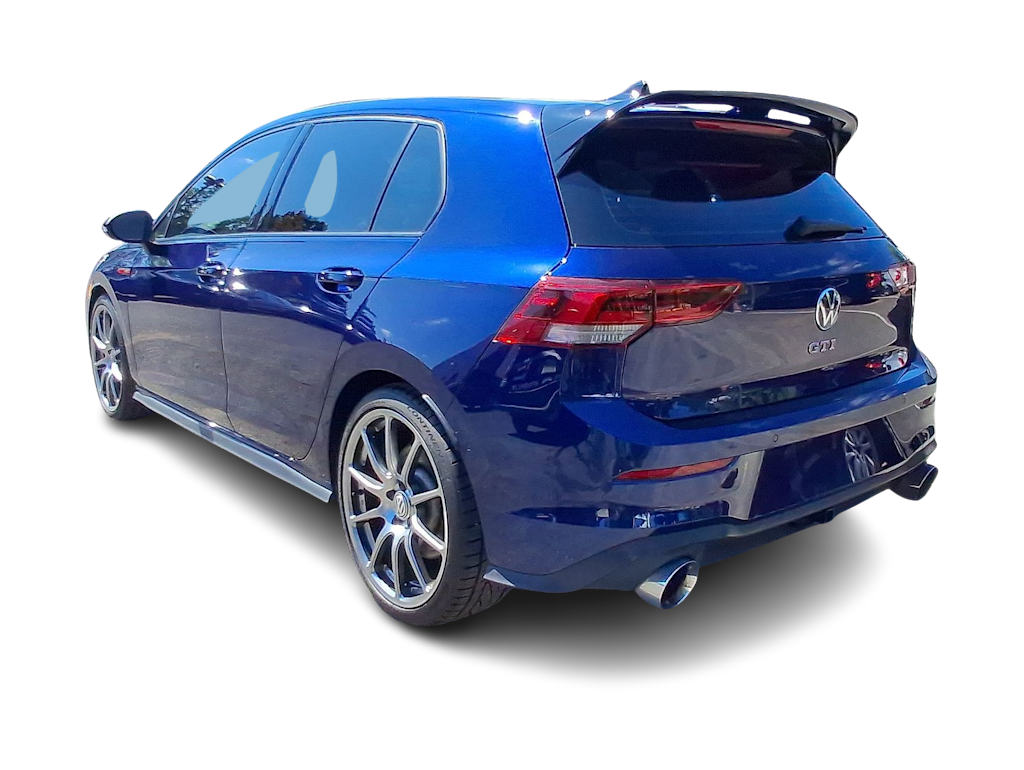 2023 Volkswagen Golf GTI 5