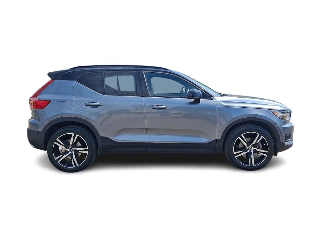 Thumbnail: 2019 Volvo XC40 - 27