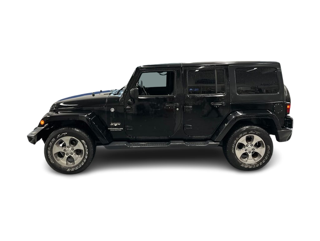 Thumbnail: 2017 Jeep Wrangler - 21