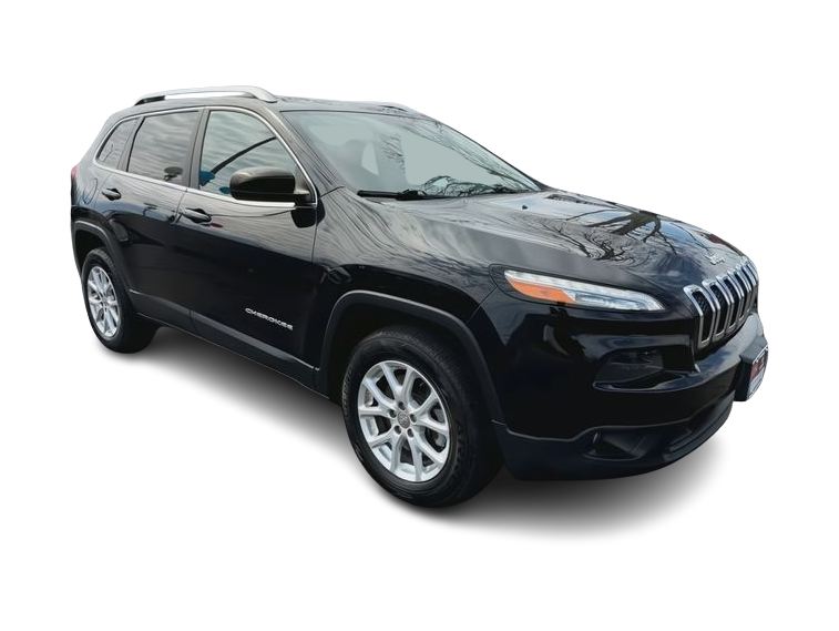 Thumbnail: 2018 Jeep Cherokee - 21