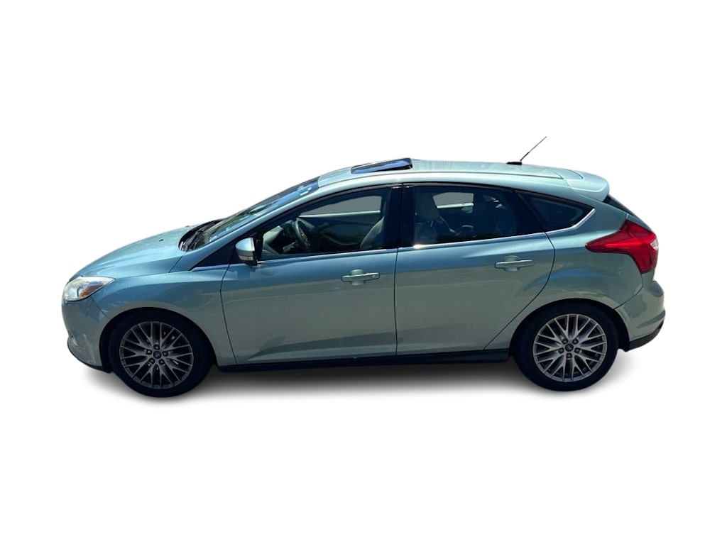Thumbnail: 2012 Ford Focus - 3