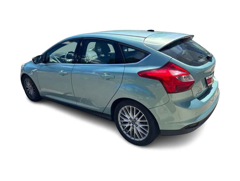 Thumbnail: 2012 Ford Focus - 23