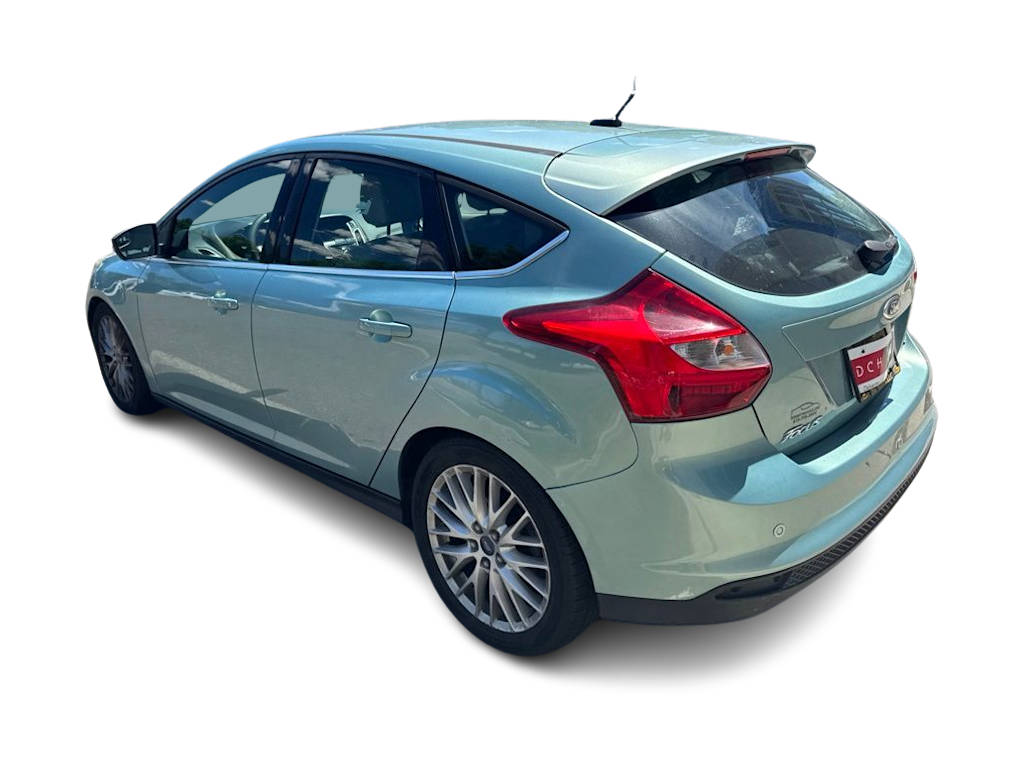 Thumbnail: 2012 Ford Focus - 22