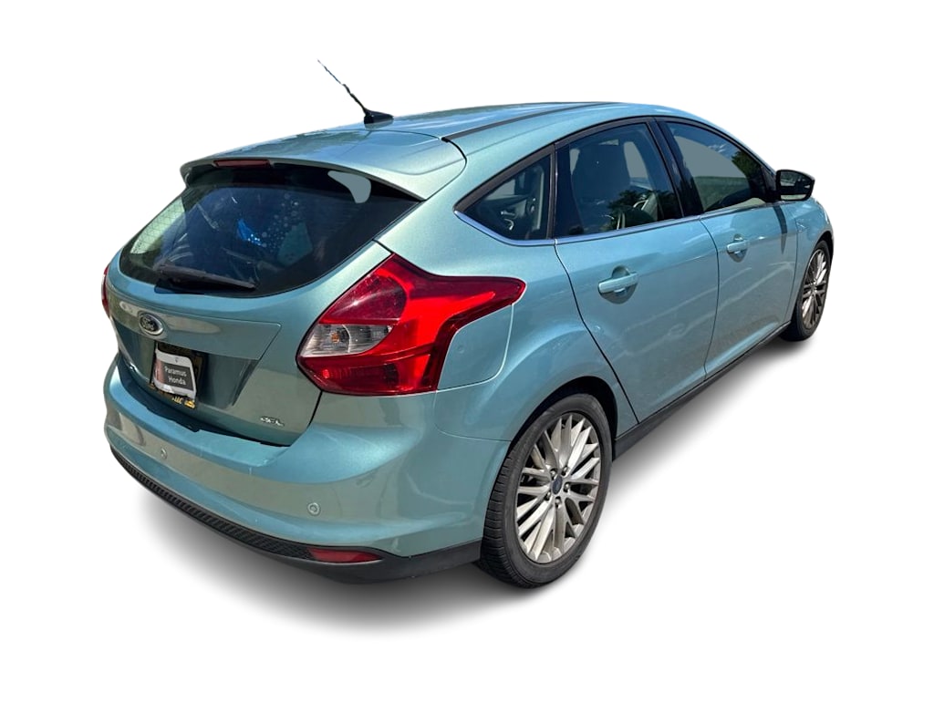 Thumbnail: 2012 Ford Focus - 19