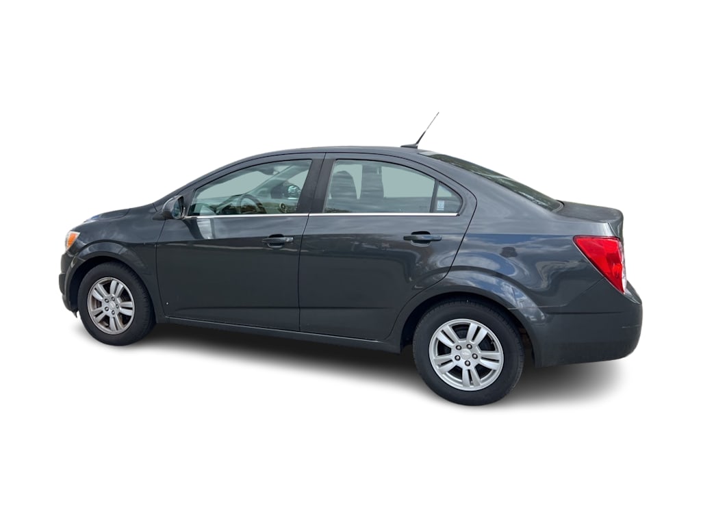 Thumbnail: 2014 Chevrolet Sonic - 3