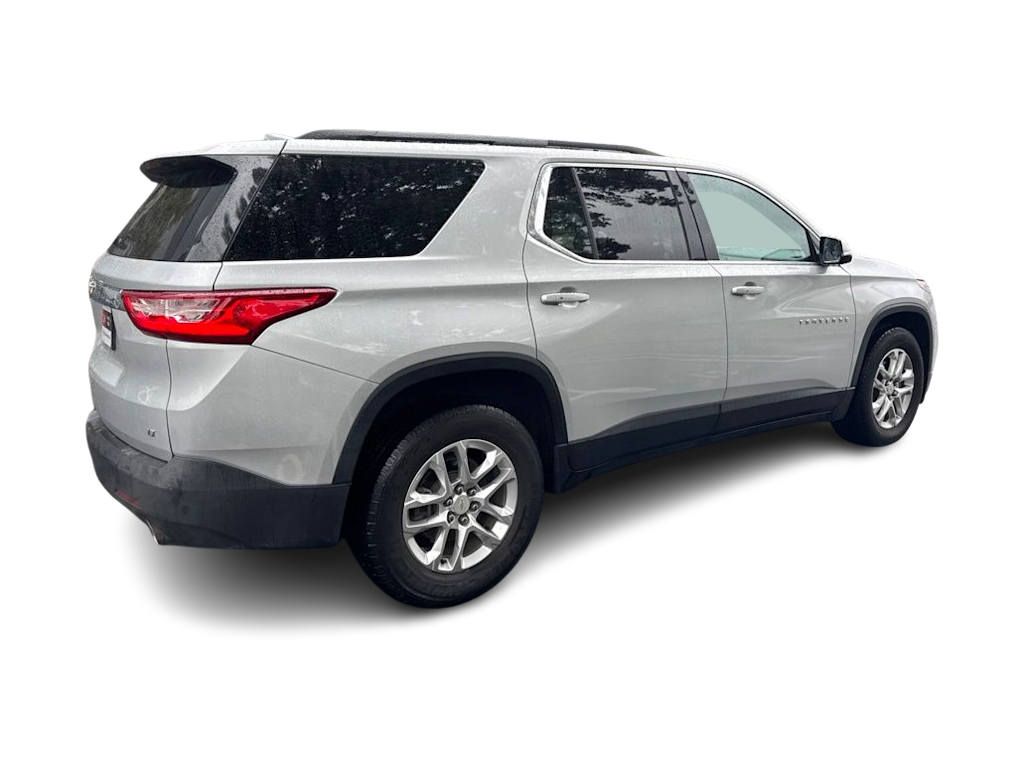 Thumbnail: 2019 Chevrolet Traverse - 21