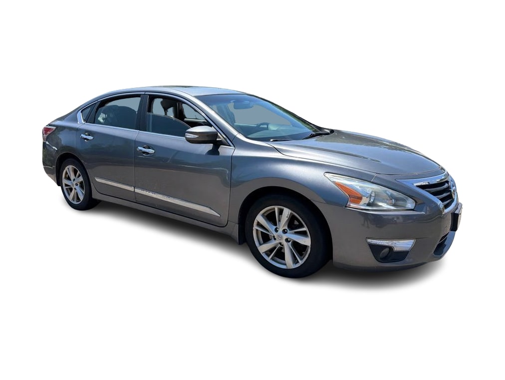 Thumbnail: 2015 Nissan Altima - 20