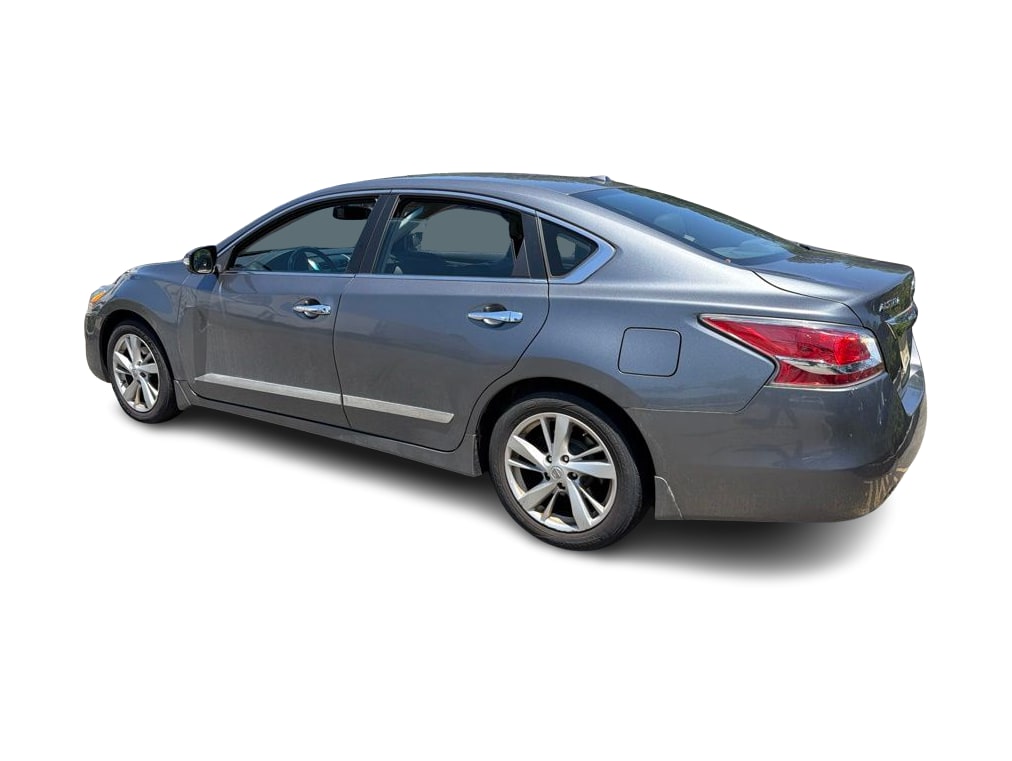 Thumbnail: 2015 Nissan Altima - 4