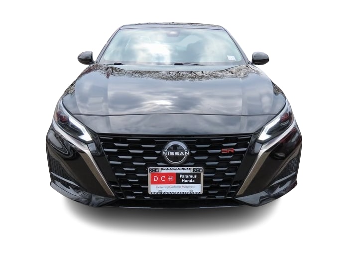 2023 Nissan Altima SR 4