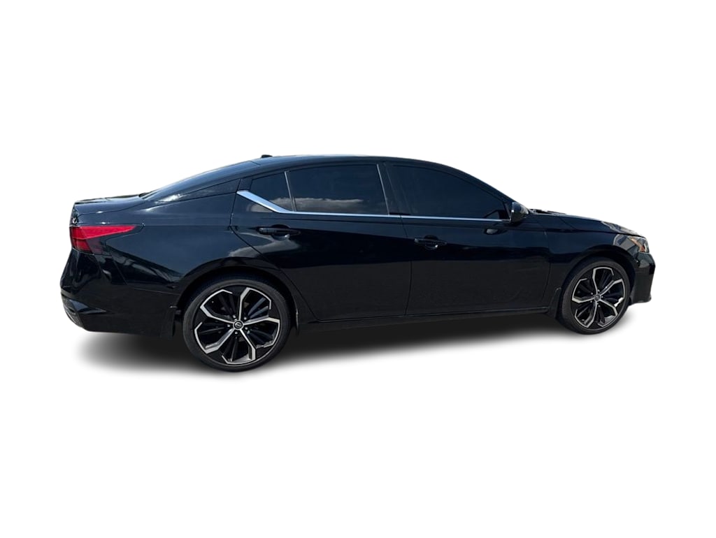 Thumbnail: 2024 Nissan Altima - 18