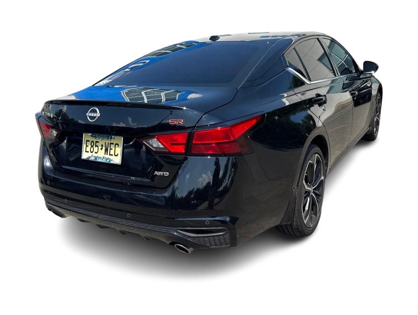 Thumbnail: 2024 Nissan Altima - 21
