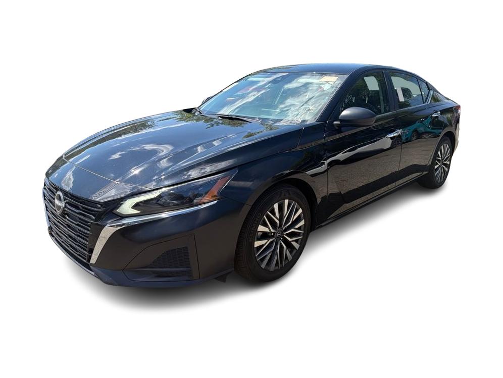 Thumbnail: 2025 Nissan Altima - 12