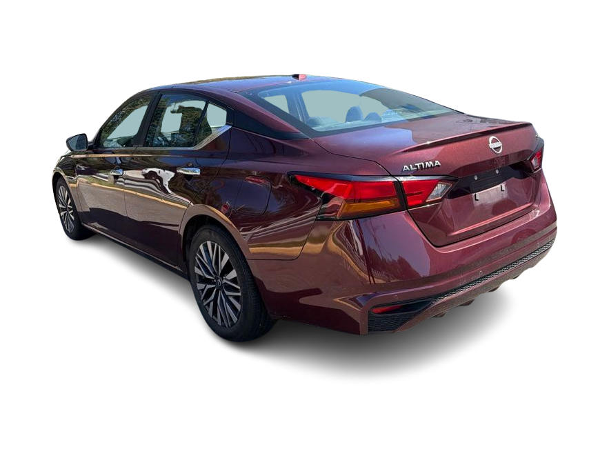 Thumbnail: 2024 Nissan Altima - 10