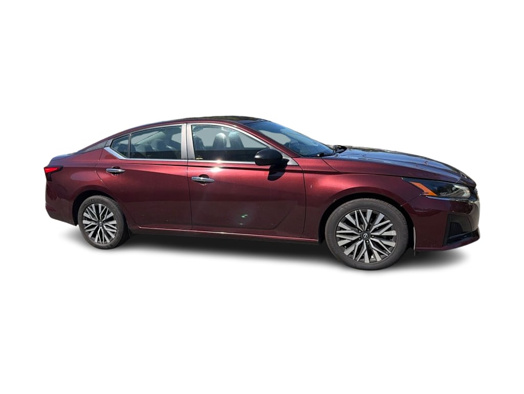 Thumbnail: 2024 Nissan Altima - 17