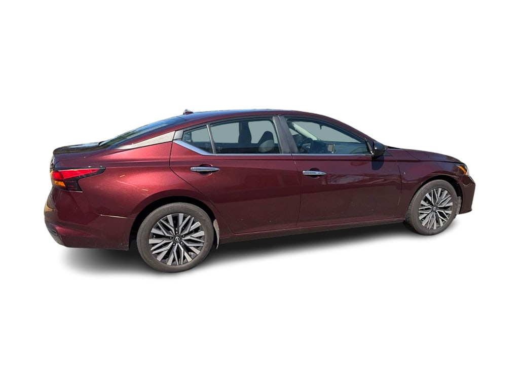 Thumbnail: 2024 Nissan Altima - 16