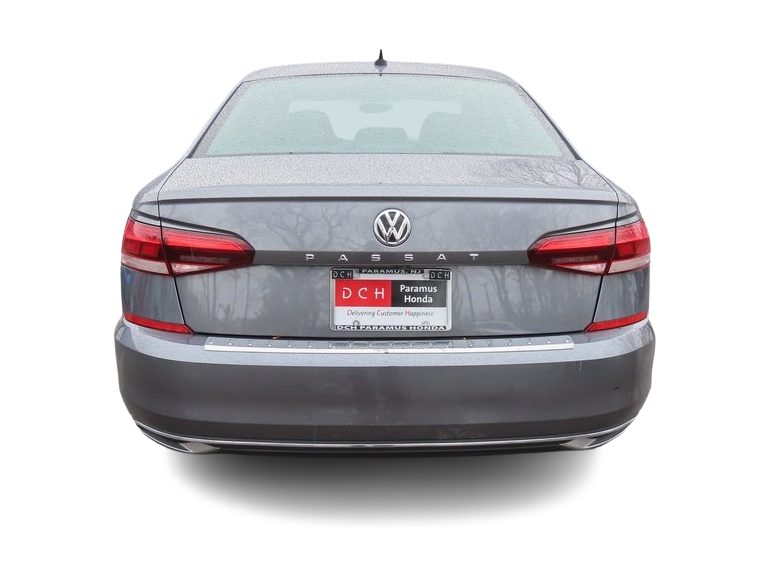 Thumbnail: 2021 Volkswagen Passat - 4
